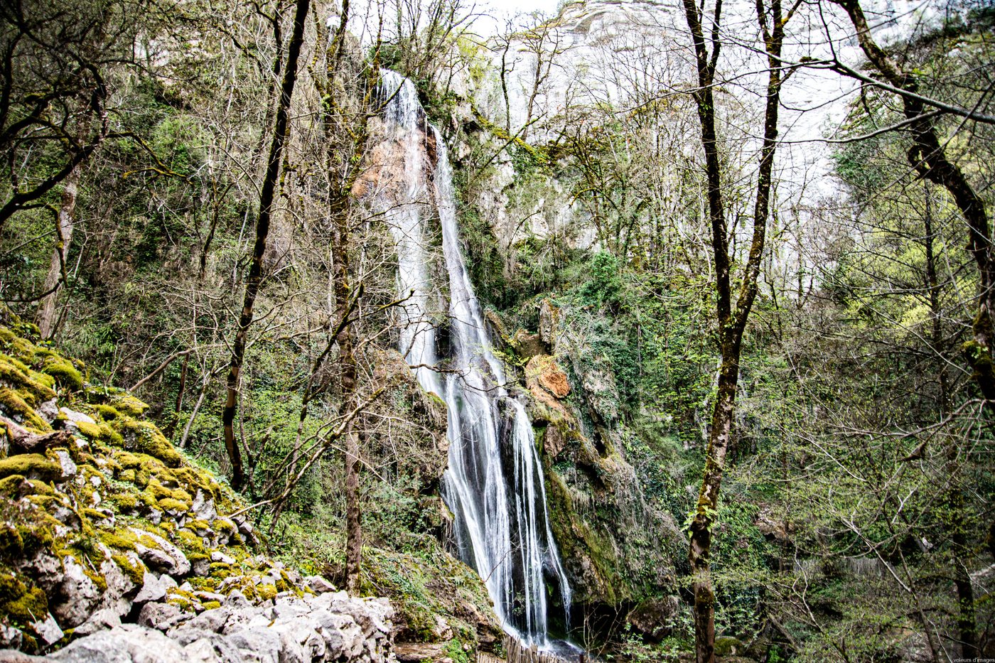 La cascade au cœur de la forêt, Autoire dans le Lot